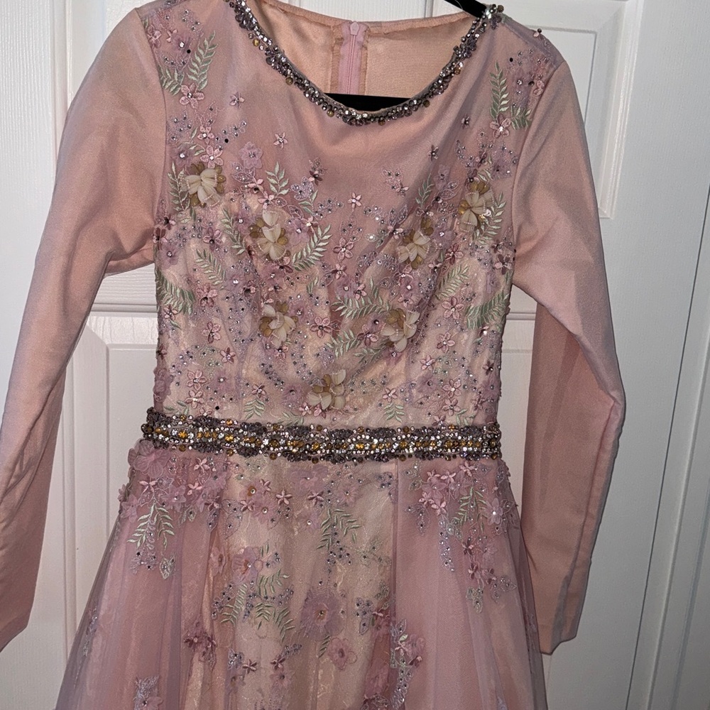 Mac Duggal Pink Embellished over skirt gown - Picture 5 of 10